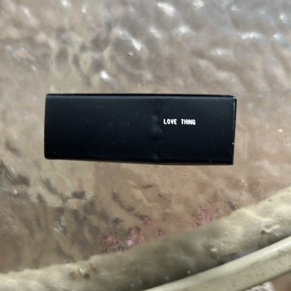 MAC Minerlizing blush Love Thing - Picture 3 of 5